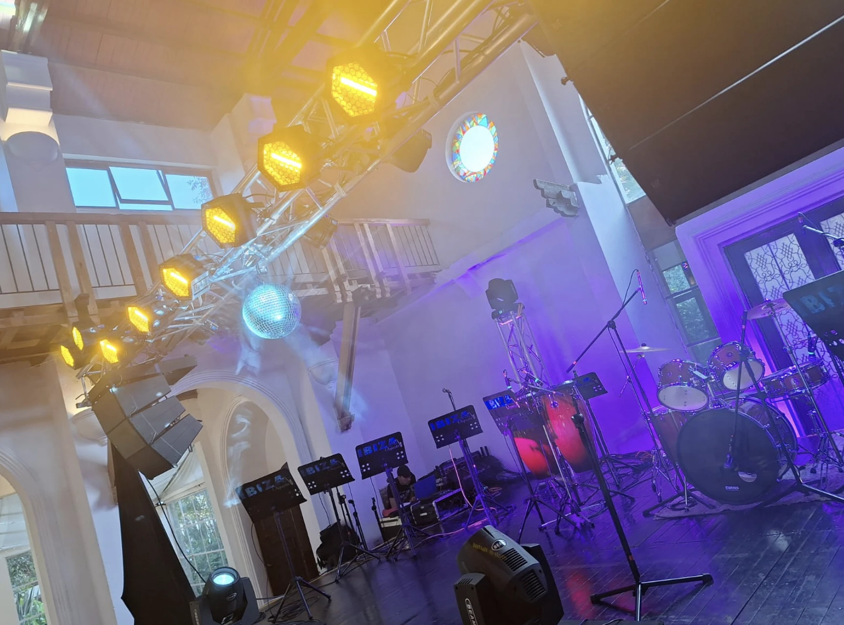 Contactar a Aural Eventos